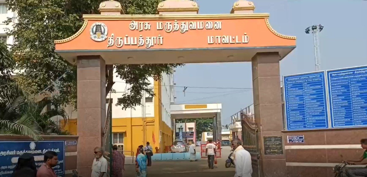 இருசக்கர வாகனம் நேர்க்குநேர் மோதி பள்ளி மாணவர் பலி