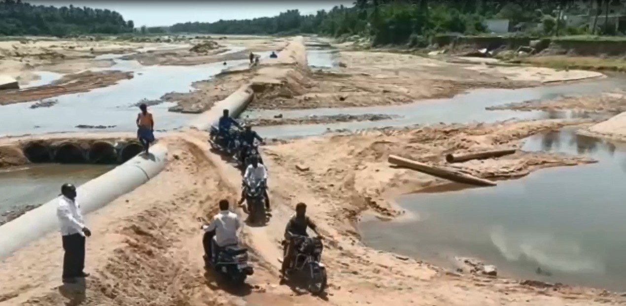 நமக்கு நாமே என்று அசத்தும் இளைஞர்களுக்கு குவியும் பாராட்டு