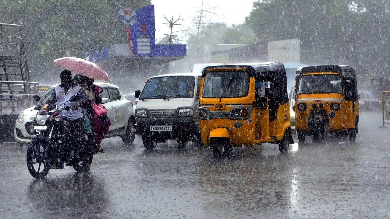 சென்னை சுற்றுவட்டார பகுதியில் மழை!