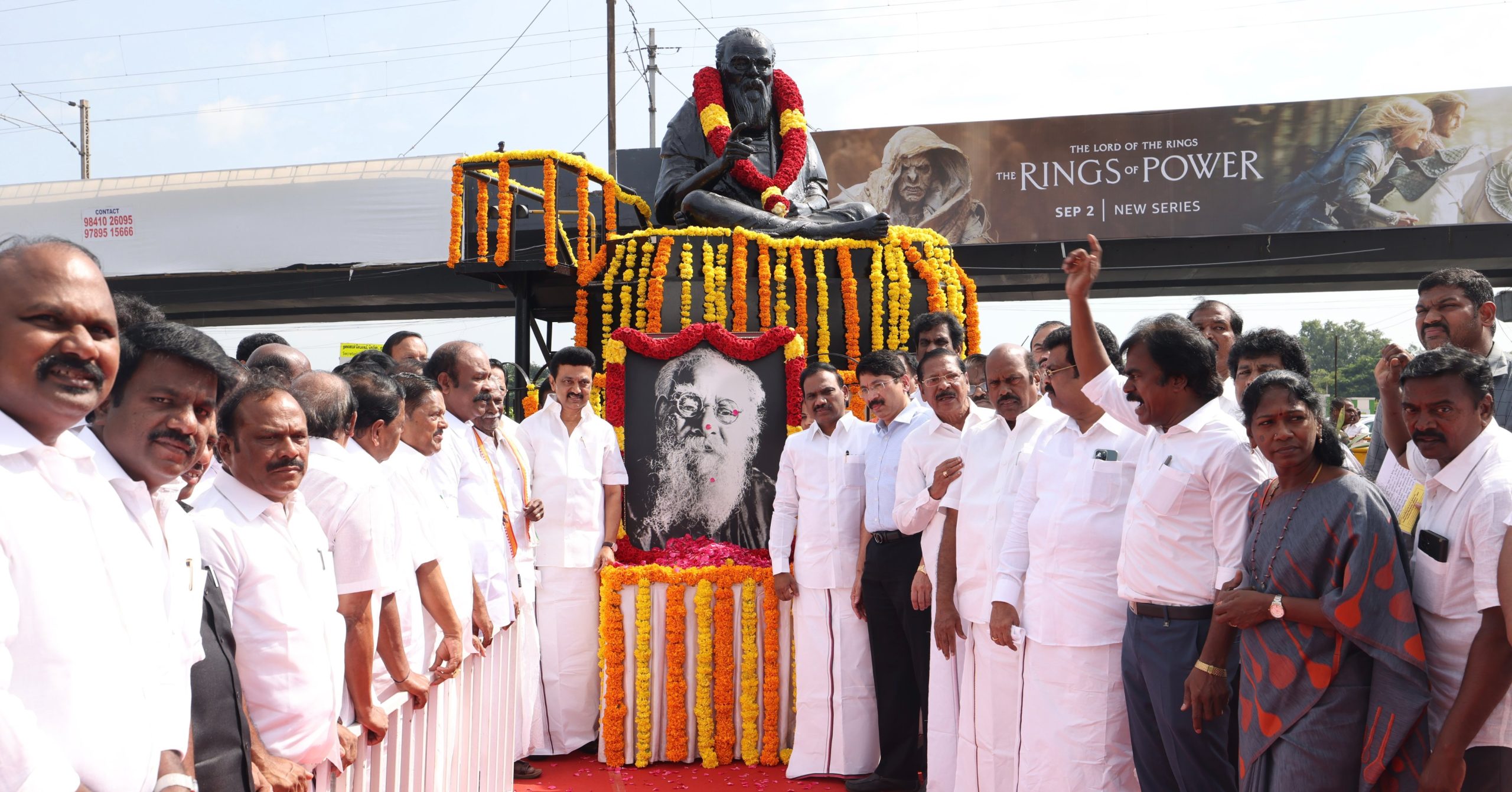 பெரியாரின் பிறந்தநாளில் அரசு சார்பில் மரியாதை