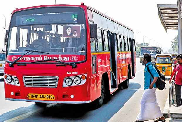 வசூல் வேட்டையை தொடங்க அரசு பேருந்து ஓட்டுநர், நடத்துனருக்கு உத்தரவு