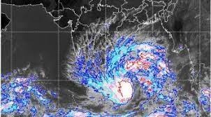 கரையை நெருங்கும் மாண்டஸ் புயலால் கடலோர மாவட்டங்களில் கனமழைக்கு வாய்ப்பு  : வானிலை ஆய்வு மையம்