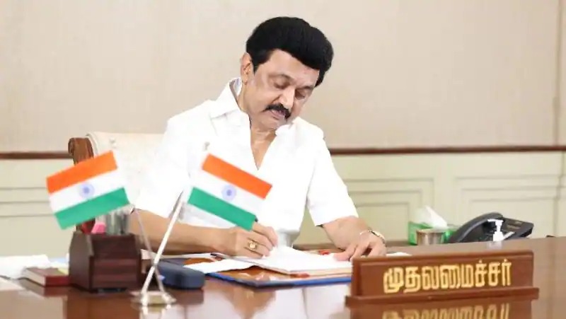 குடும்பத் தலைவிகளுக்கு ரூ.1,000 ஜூன் 3-ந்தேதி வழங்க தமிழக அரசு திட்டம் : மு.க ஸ்டாலின்